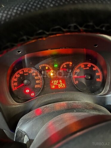 Fiat Doblo-8