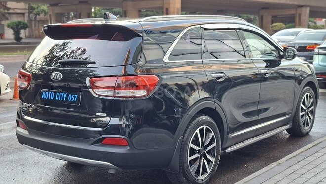 Kia Sorento-8