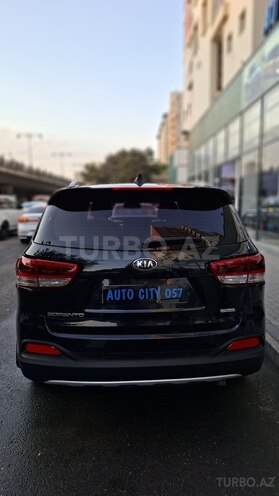 Kia Sorento-9