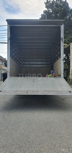Ford Transit-9