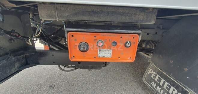 Ford Transit-5