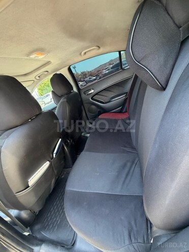 Kia Cerato-6