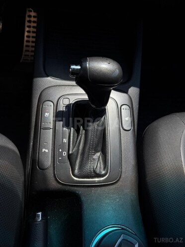 Kia Cerato-10