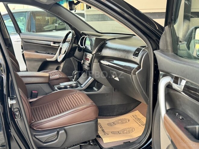 Kia Sorento-20