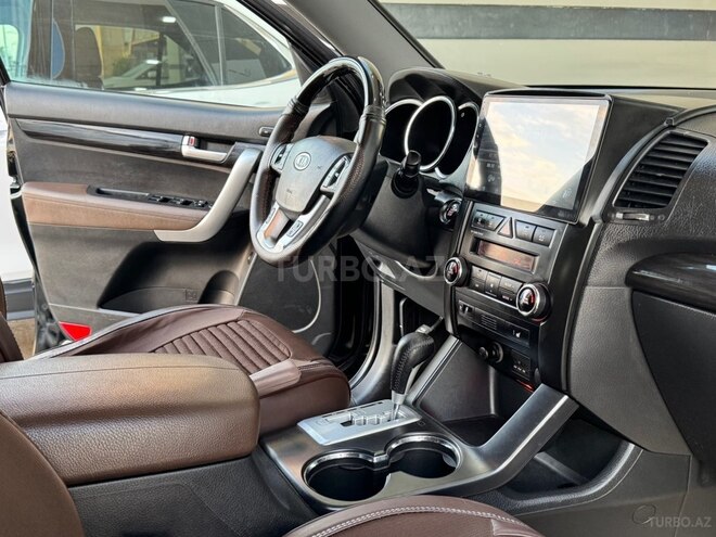 Kia Sorento-22