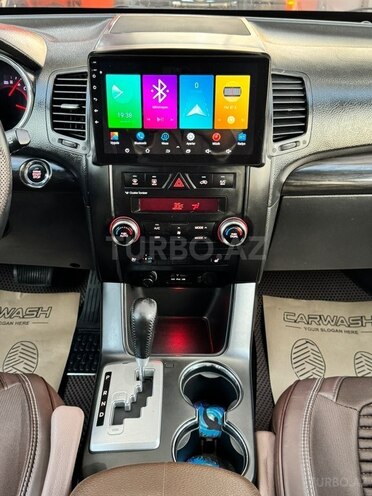 Kia Sorento-26