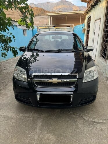Chevrolet Aveo-1