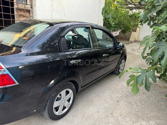Chevrolet Aveo-16