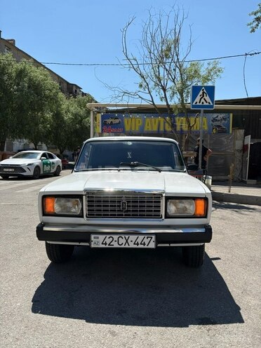 LADA (VAZ) 2107-1