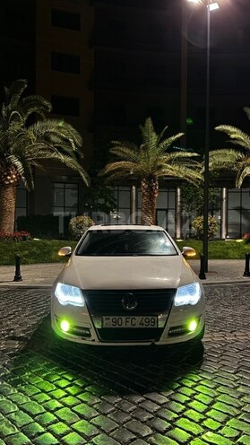 Volkswagen Passat-1