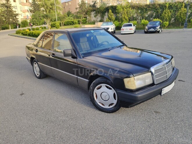 Mercedes 190-4