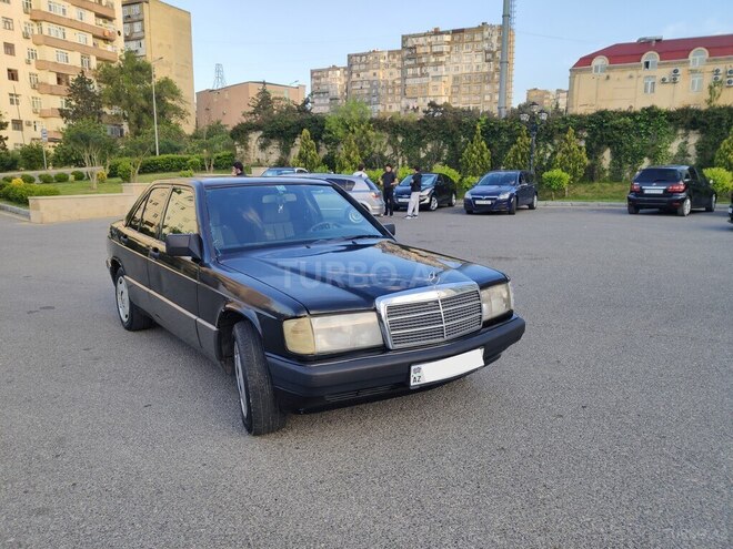 Mercedes 190-3