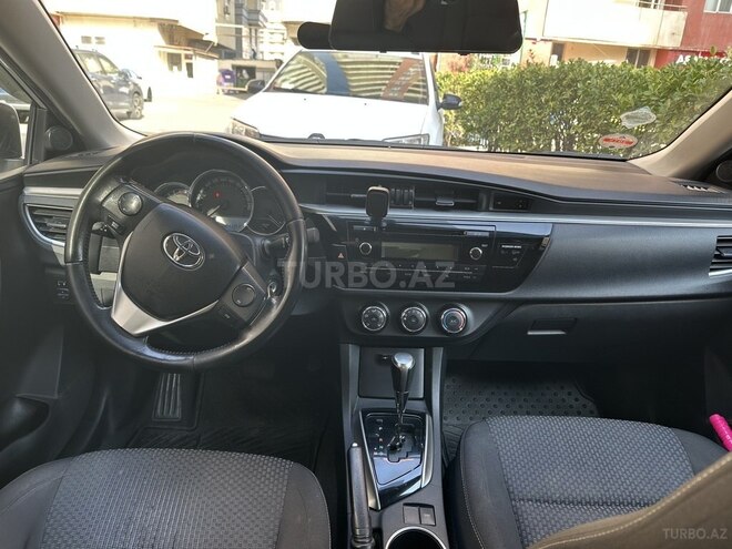 Toyota Corolla-5