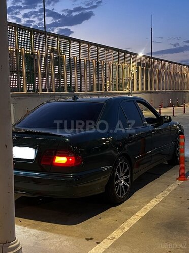 Mercedes E 270-14