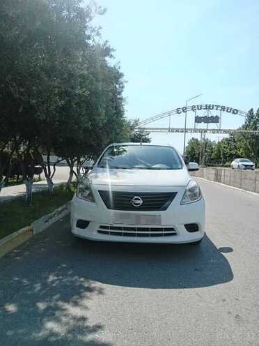 Nissan Sunny-6