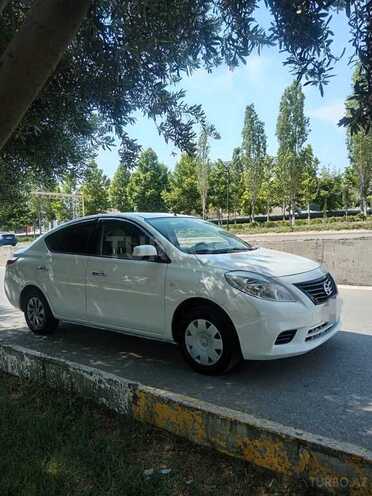 Nissan Sunny-12