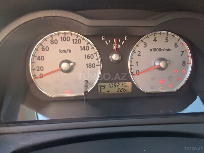Nissan Wingroad-10
