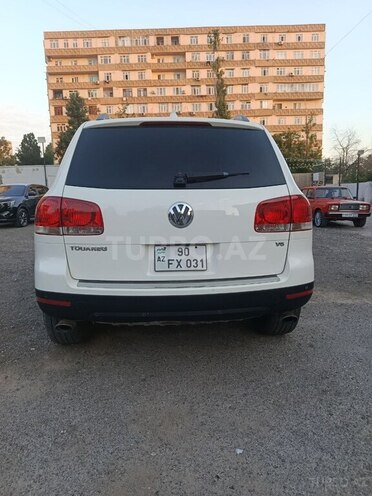 Volkswagen Touareg-8