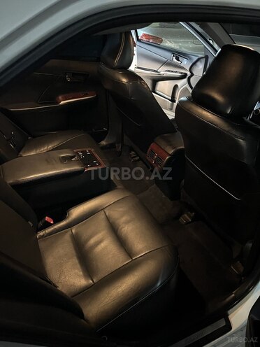 Toyota Camry-15