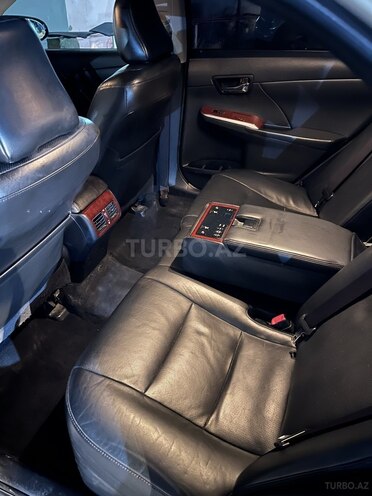 Toyota Camry-10