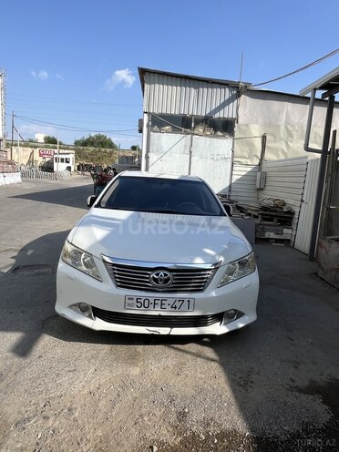 Toyota Camry-1