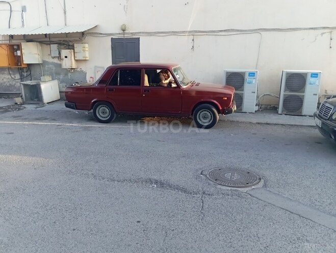 LADA (VAZ) 2107-5