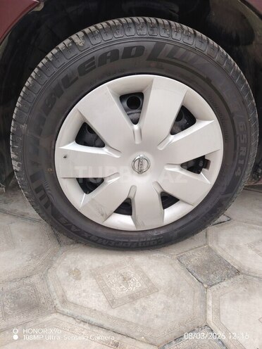 Nissan Note-5