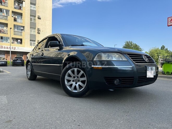 Volkswagen Passat-2