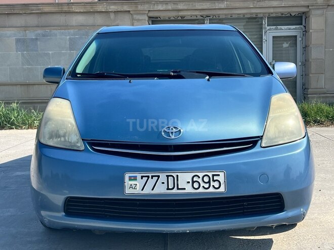 Toyota Prius-4