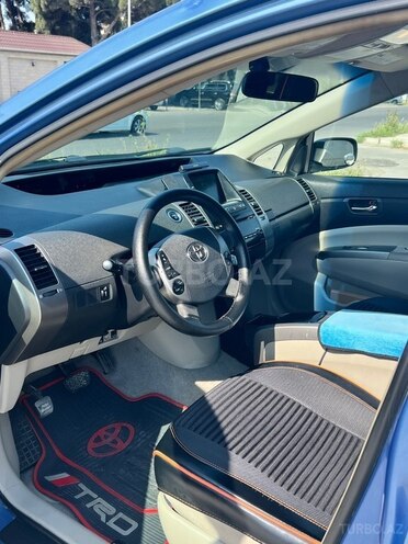 Toyota Prius-14