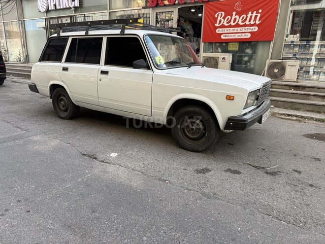 LADA (VAZ) 2104-2