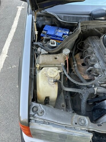 Mercedes 190-18