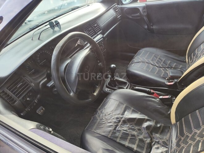 Opel Vectra-4