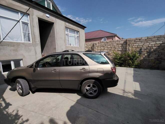 Lexus RX 300-2