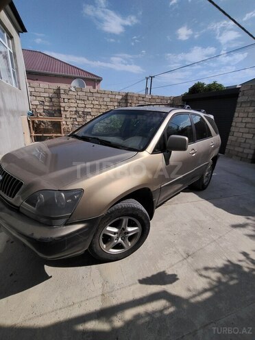 Lexus RX 300-10