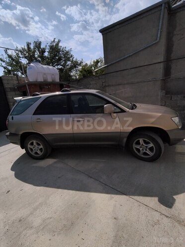Lexus RX 300-11