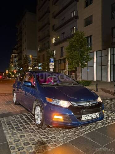 Honda Insight-3