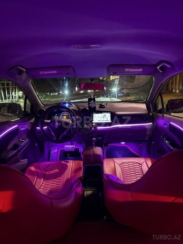 Honda Insight-8