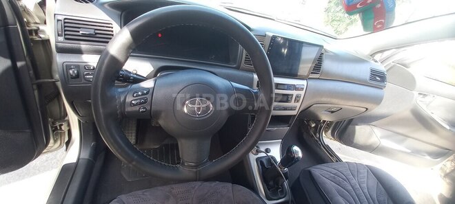 Toyota Corolla-6