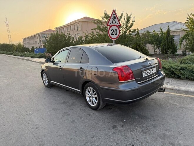 Toyota Avensis-6