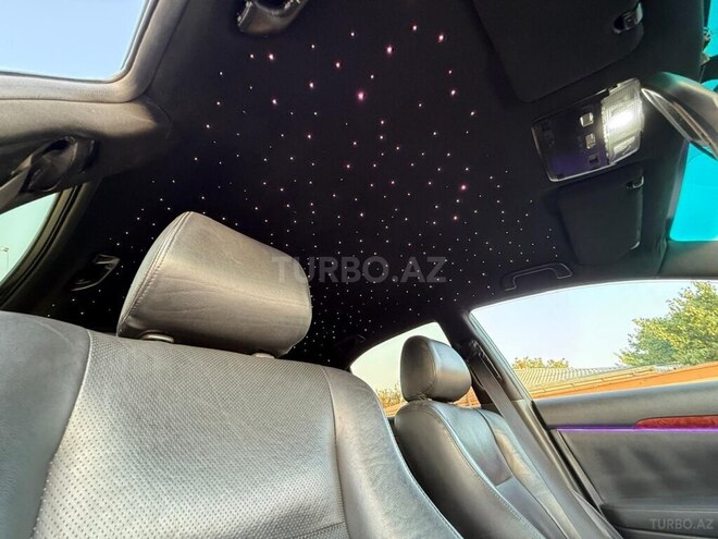 Toyota Avensis-13