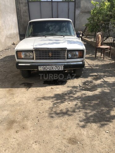LADA (VAZ) 2107-1