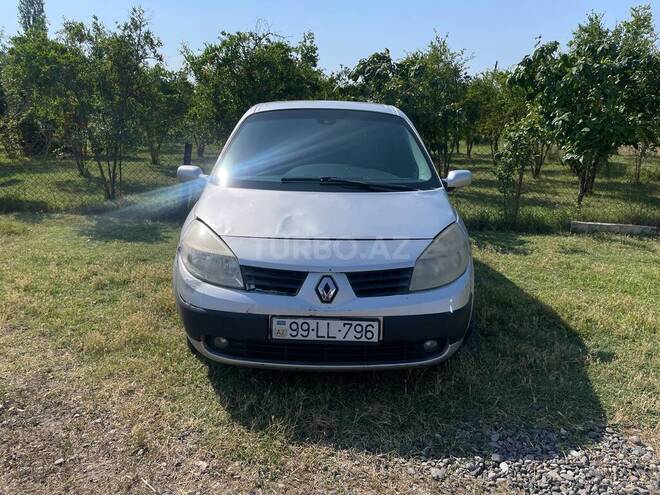 Renault Scenic-1