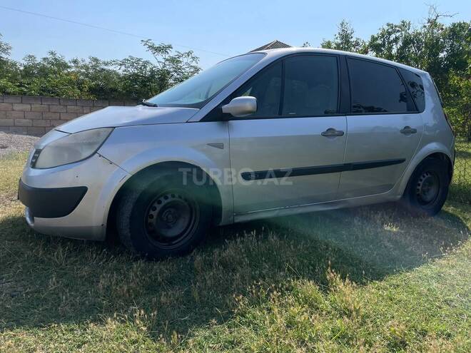 Renault Scenic-7