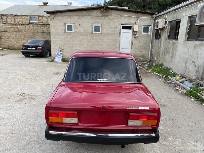 LADA (VAZ) 2107-2