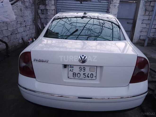 Volkswagen Passat-3