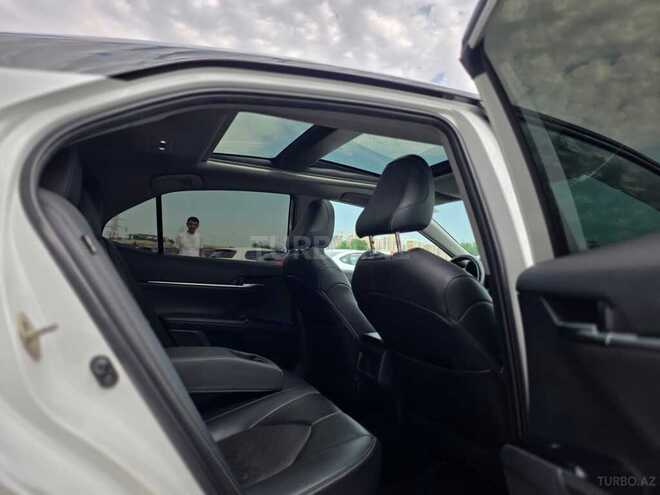 Toyota Camry-17