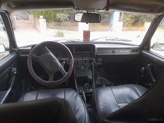 LADA (VAZ) 2107-4