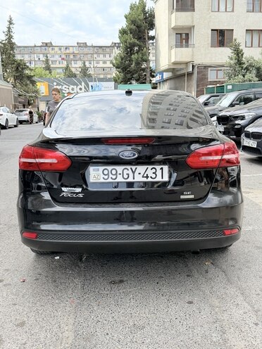 Ford Focus-2