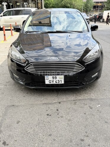 Ford Focus-1